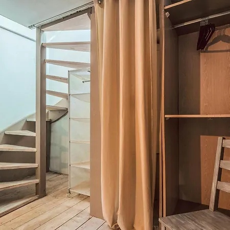 Daire Duplex En Cave Voutee Au Coeur De *
