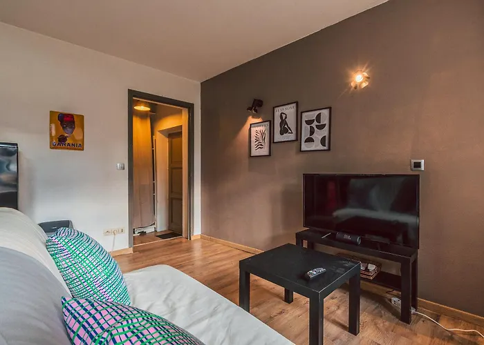 Duplex En Cave Voutée Au Coeur De * Douai