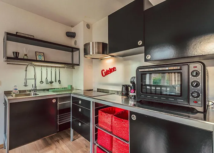 Duplex En Cave Voutée Au Coeur De *